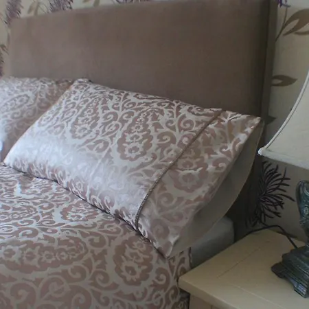 Crofton House Lough Rynn Dom wakacyjny *