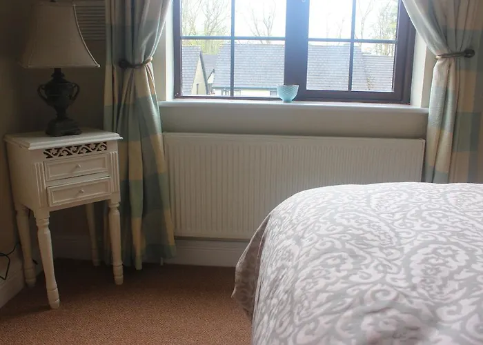 Feriehus Crofton House Lough Rynn Mohill